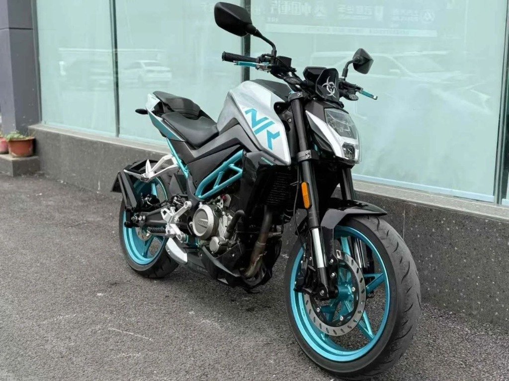 CFMOTO NK NAKED SPORT